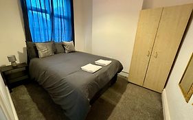 Cozy Room By Gloucester Road